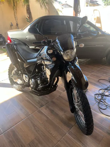 Xt 660 R preta 