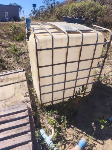 Caixa de água container