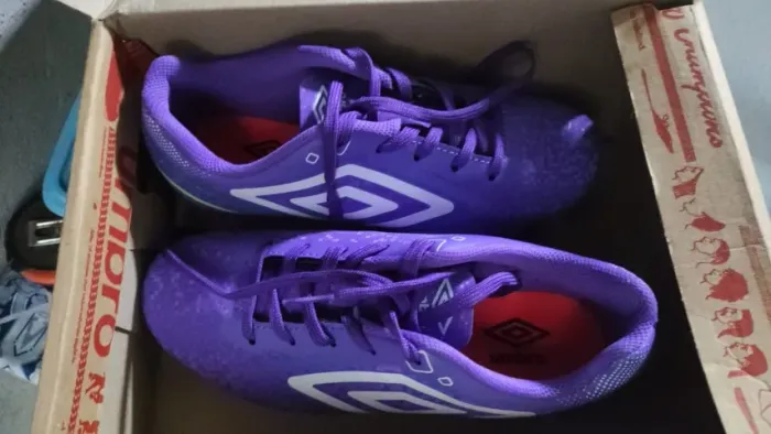 Chuteira umbro campo infantil