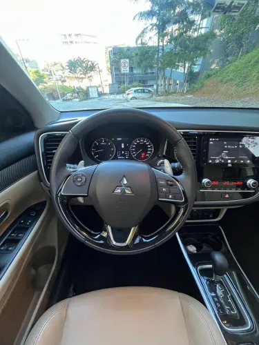 Mitsubishi Outlander HPE-S 2.2 Diesel 4X4 Aut. 2022
