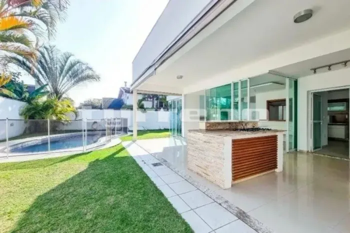 Casa para Venda e Locação no Jardim Esplanada São José dos Campos/SP
