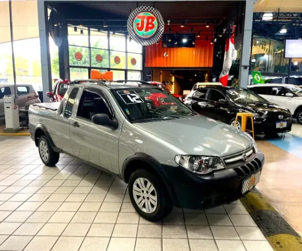 Fiat Strada 1.4 MPI Fire Flex 8V CE 2012