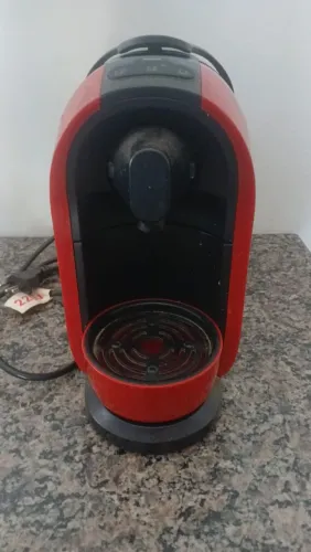 Máquina de fazer café 3 corações.