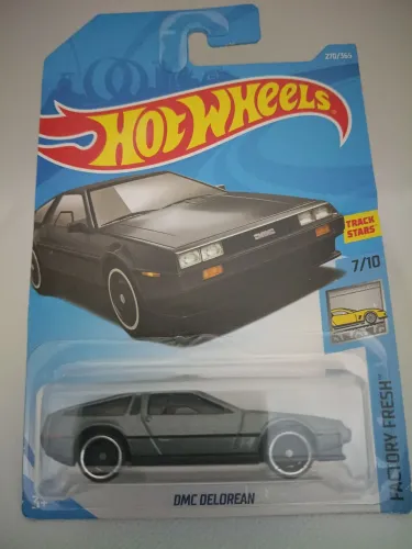 DMC DELOREAN HOT WHEELS 2017