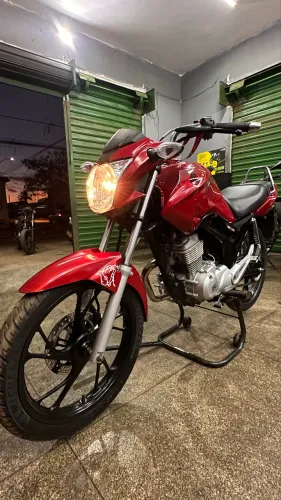 Motocicleta Fan 150