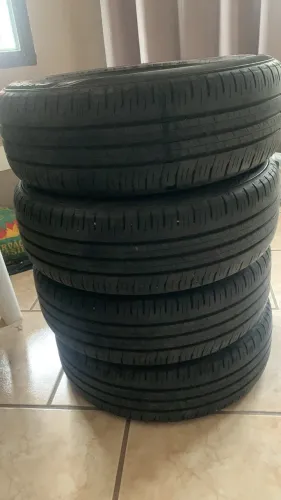 Jogo Completo de Pneus Dunlop - R$ 500