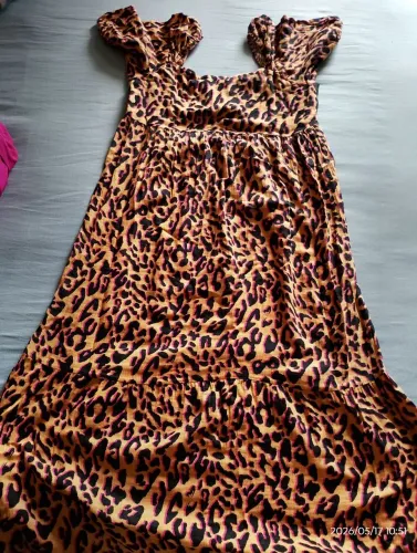 Vestido ? longo onça C&A