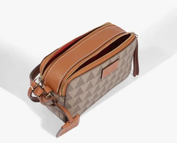 Bolsa Triangle Schutz - marilia