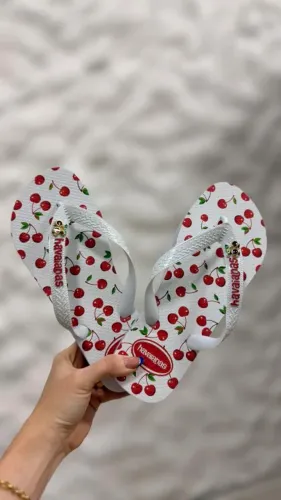Chinelos farm feminino por 24,99 APENAS!!!