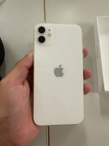iPhone 11