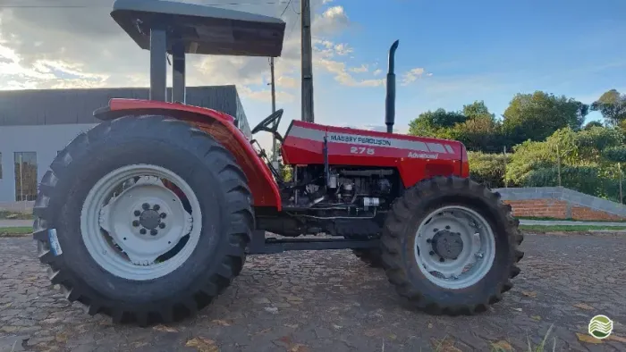 Trator Massey Ferguson 275