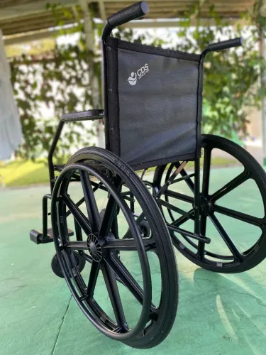 CADEIRA DE RODAS DOBRÁVEL CDS