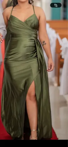 Vestido madrinha Verde Oliva