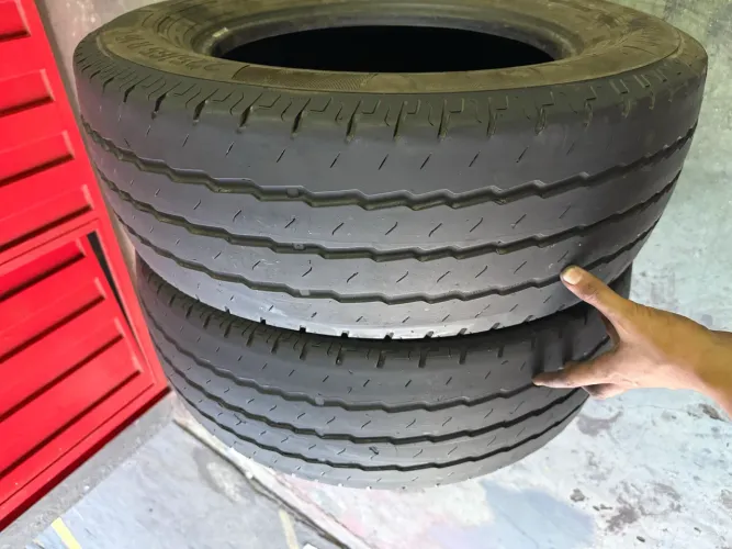 Pneus carga 215/65/16