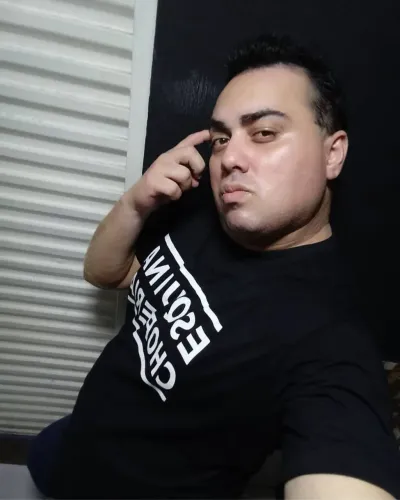 Garçom frella