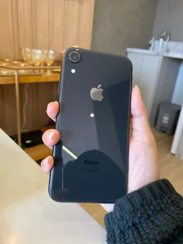 iPhone XR