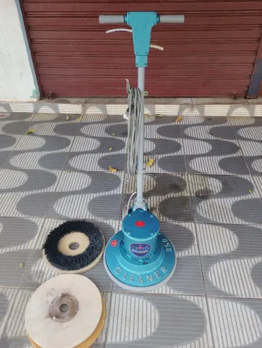 Enceradeira industrial cleaner tamanho 350