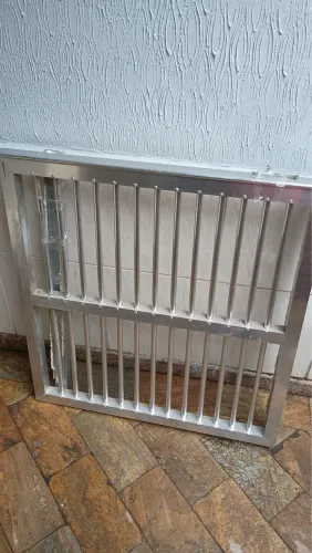 Portão de alumínio ótimo estado