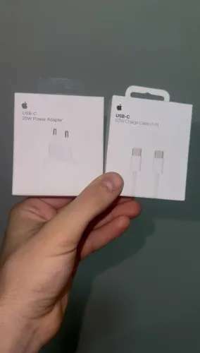 Carregador iPhone USB-C 20W + Cabo Usb-C