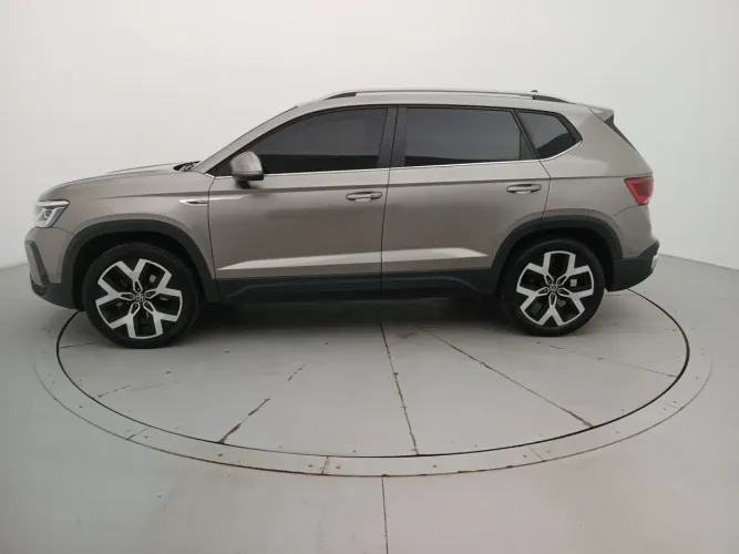 Volkswagen Taos Highline 1.4 250 TSI Flex AUT 2024
