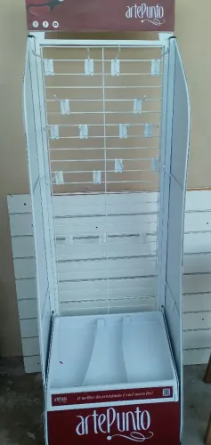 Expositor de Produtos Diversos