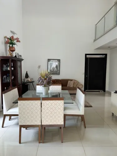 Casa condomínio zona sul de Uberlândia