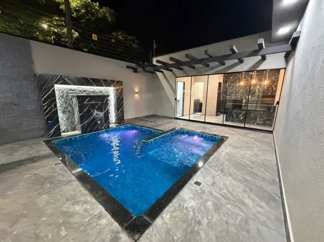 CASA EM INHUMAS ''ALTO PADRAO NO SETOR SANTA TEREZINHA''