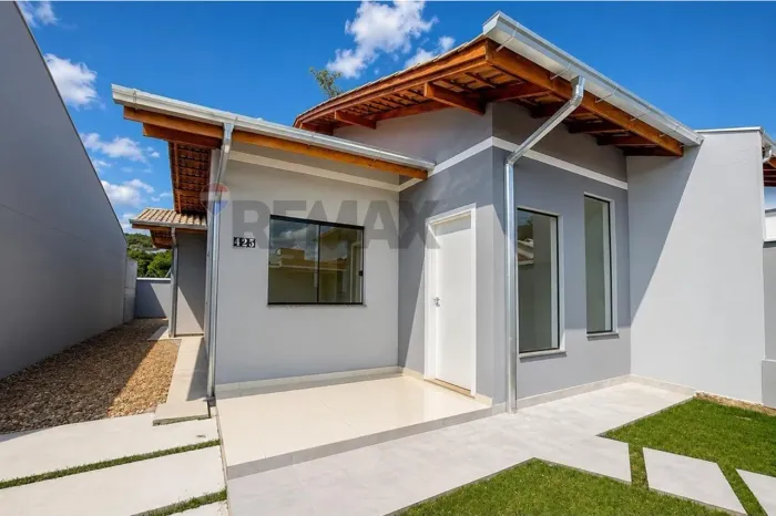 casa com 1 suíte + 1 quarto