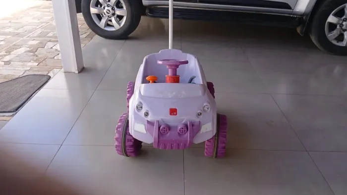 VENDO CARRINHO DE PASSEIO