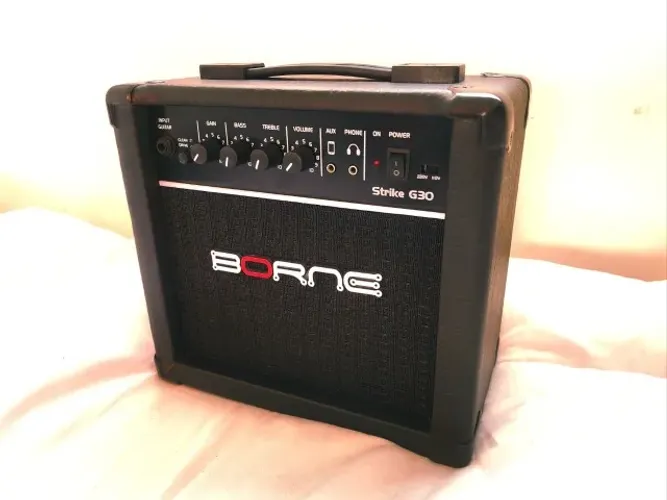 Borne Strike G30 | Melhor Amplificador de Estudo Custo-Benefício | Excelente Estado