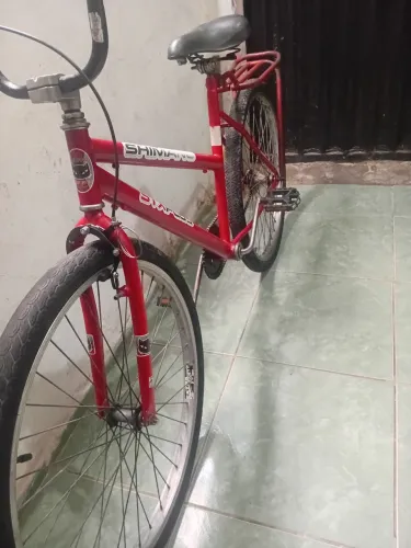 Bicicleta ótimo estado nenhum defeit