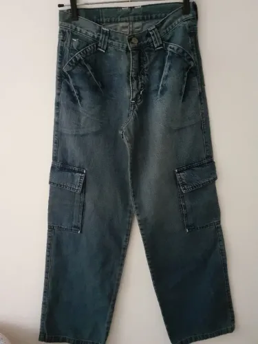 CALÇA JEANS. TAMANHO 10. NOVA. PEKAS