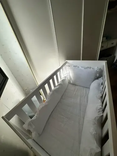 Vendendo um berço seme novo,usado pouquíssimas vezes