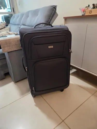 Mala viagem média