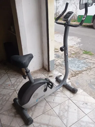 Bicicleta ergométrica Magnética 150kg