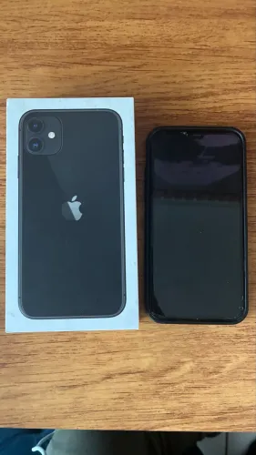 iPhone 11 64GB Preto - Ótimo Estado | Completo