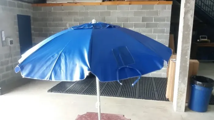 Guarda-sol em Bagum e Haste de Alumínio 1,60m Azul Royal Bel