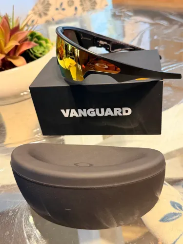 Oakley Meta Vanguard