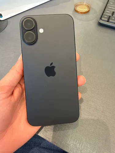 iPhone 16 plus