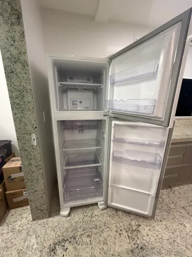 Geladeira Electrolux Frost Free 371L Função Drink Express Duplex Branca DFN41