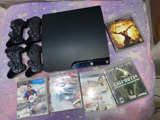 Vendo PlayStation 3 slim desbloqueado 1TB