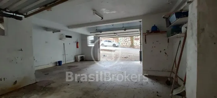 Ponto comercial em local movimentado
