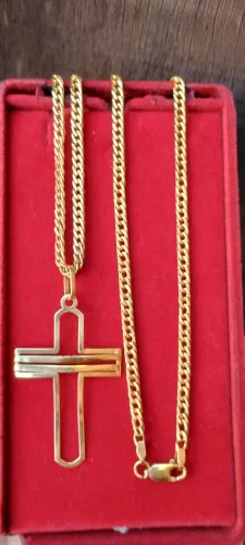 Dois cordão de ouro 18k tamanho 70 e r$ 65 cm detalhe não vendo por grama jóia muito linda