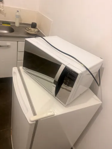 Micro ondas 220 , 21 LT