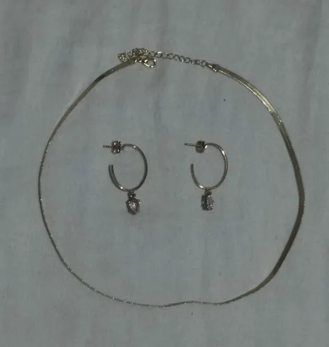 Conjunto com Colar e Brincos Meia Argola de Zircônia Rommanel