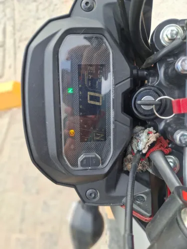 Vendo titan 160 baixa km