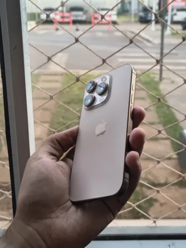 iPhone 16 Pro