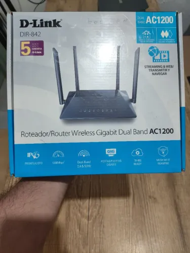 ROTEADOR D-LINK DIR-842 GIGABIT DUAL BAND AC1200, NA CAIXA OPORTUNIDADE ÚNICA