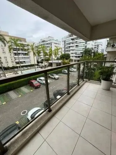 Apartamento com 2 Quartos no Condomínio Viverde