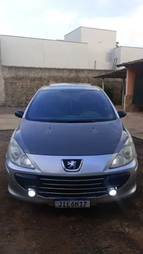 Peugeot 307 Sed. Presence 1.6 Flex 16V 4P 2010